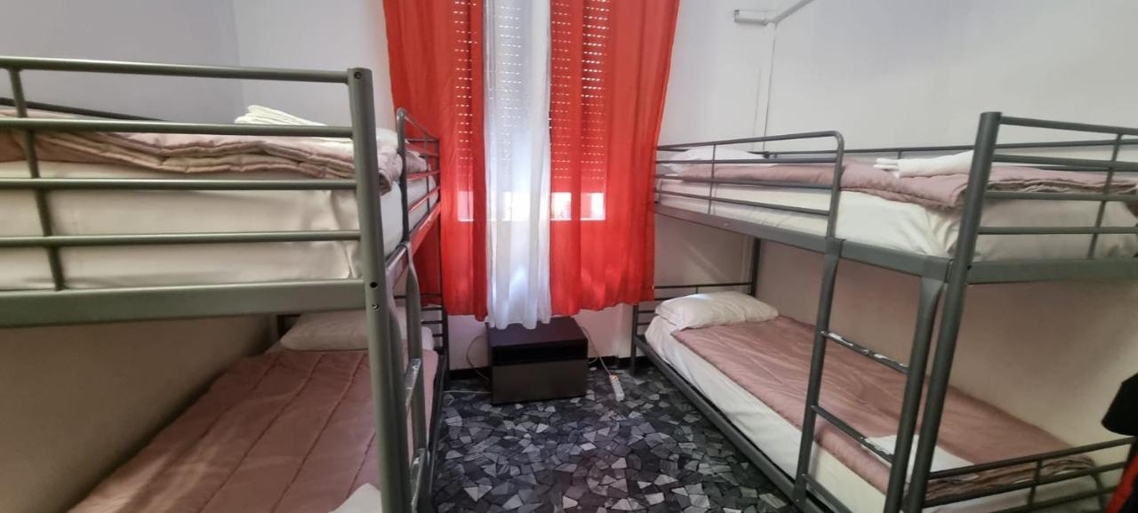 Central Hostel Milano Eksteriør billede